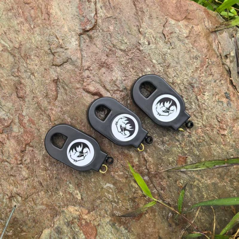 Keychain Multi Tool - Wielofunkcyjny klips do kluczy z regulacją