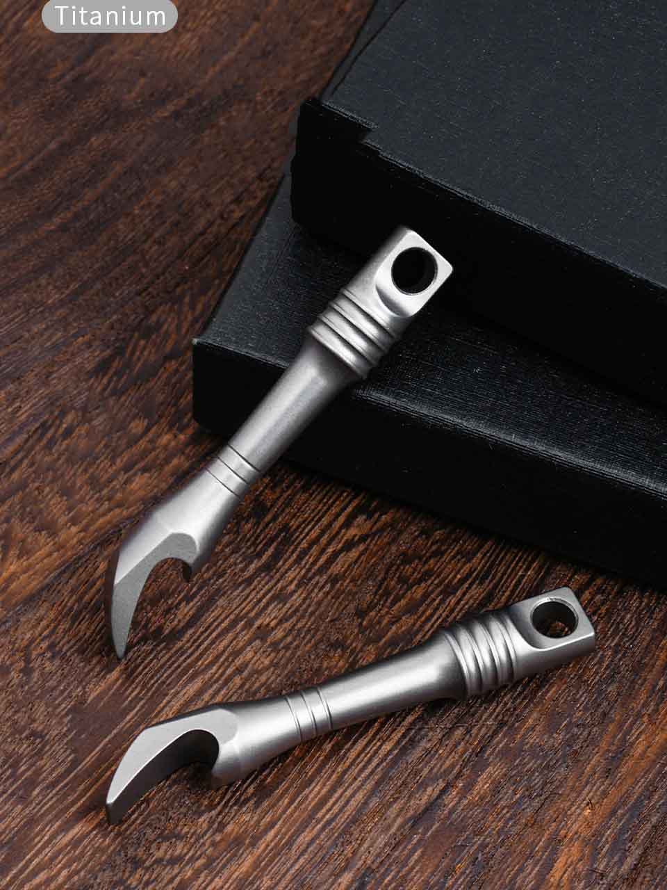 Miniaturowy brelok do kluczy z – Keychain Multi Tool recenzja i cena