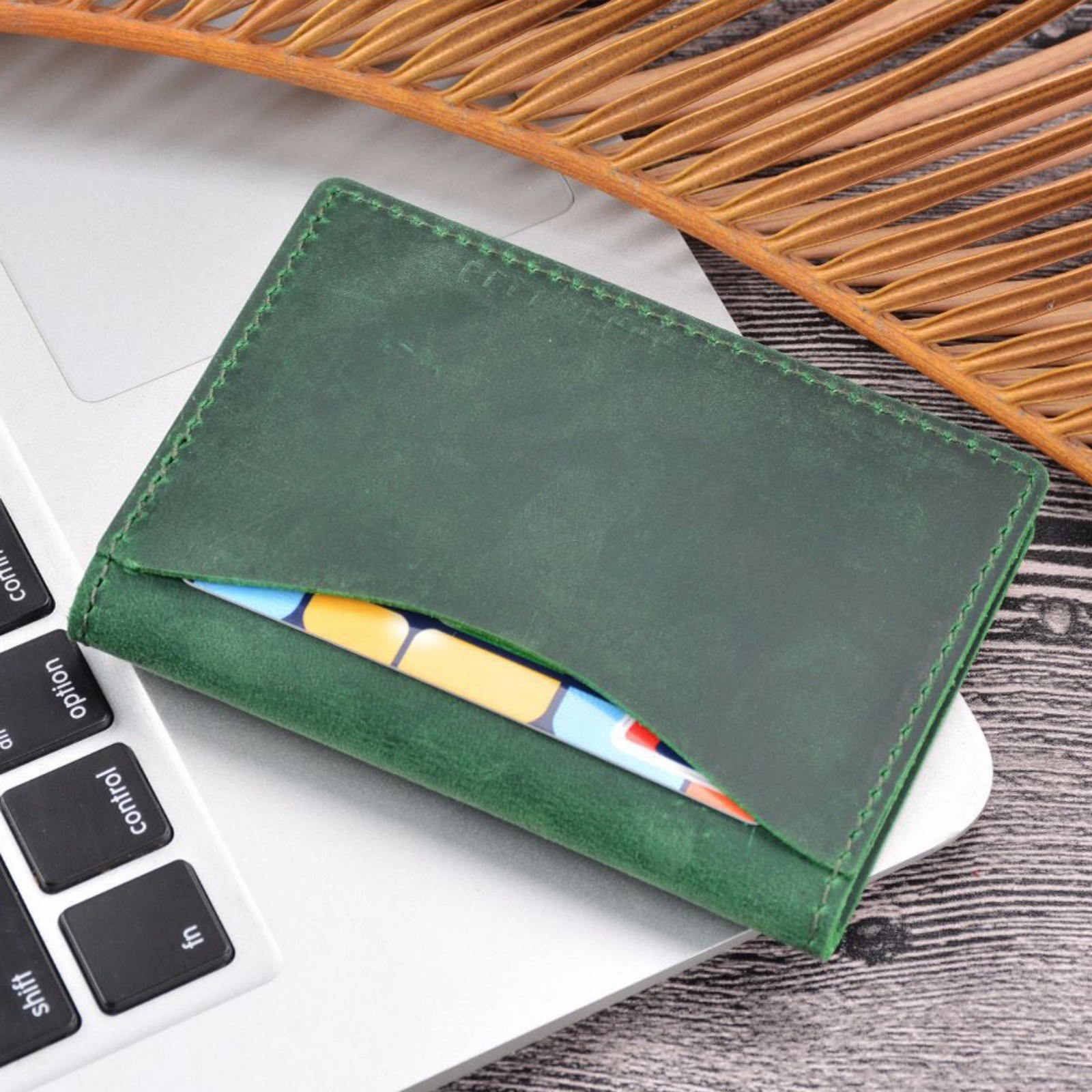 Skórzany, minimalistyczny port – Card Case Minimalist recenzja i cena
